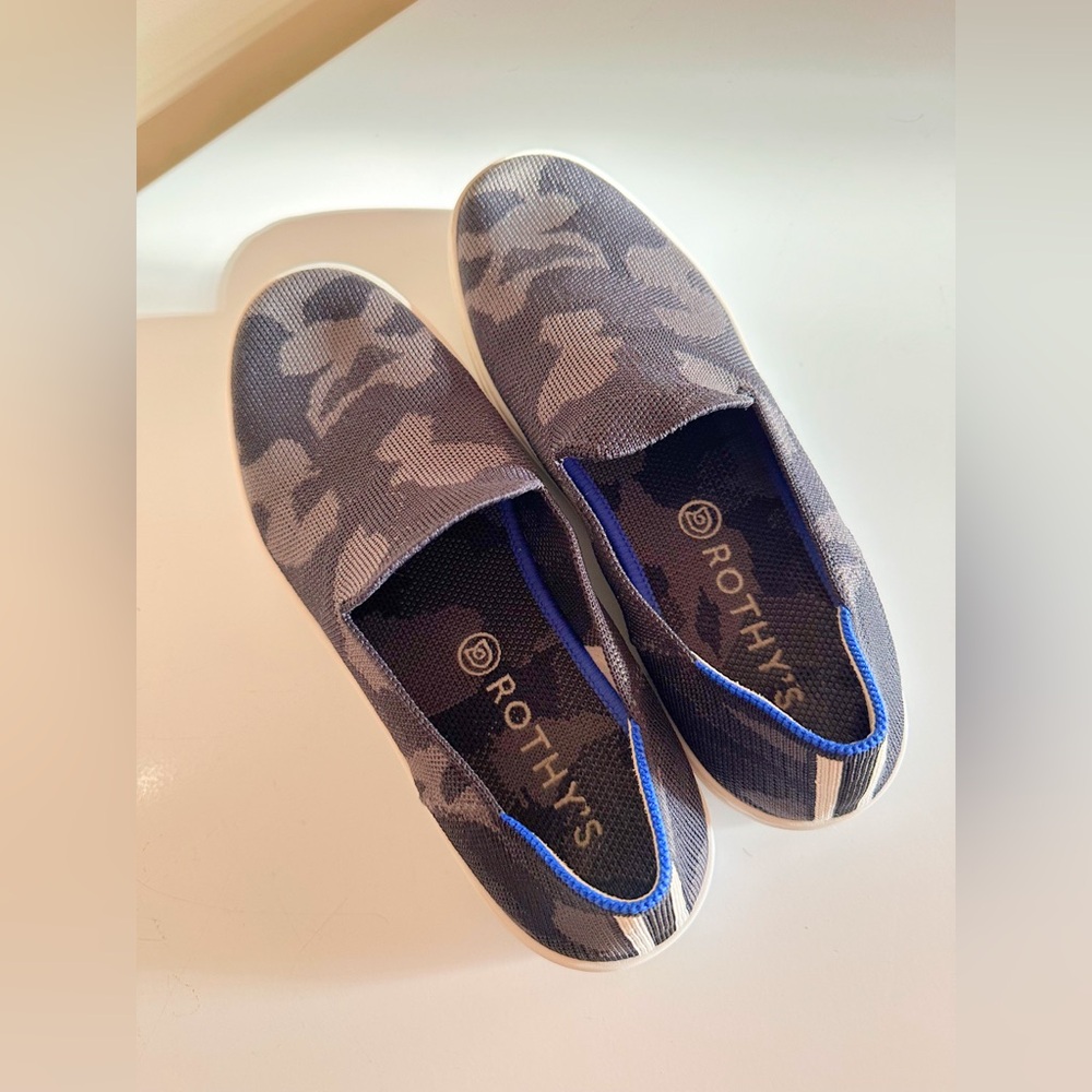 Rothy’s Slip on knit Fabric camouflage Black/Gray Shoe size 7.5